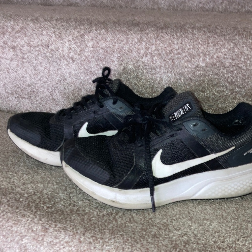 Nike Run Swift Sneakers 2